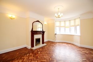 Lounge- click for photo gallery